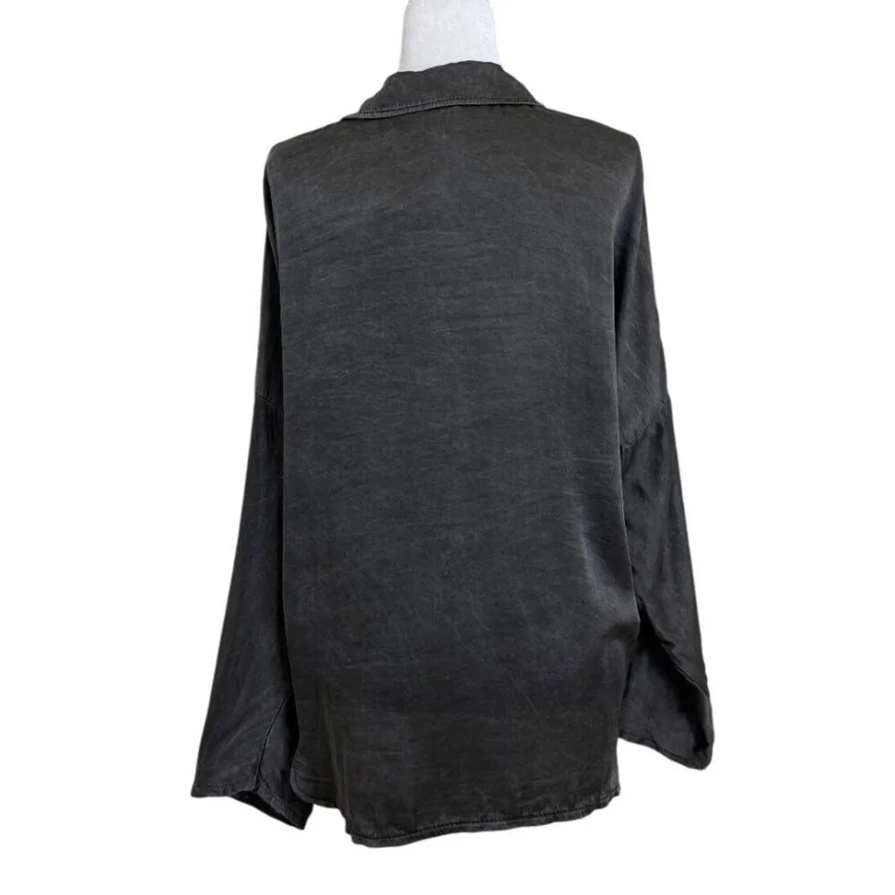 JS Millenium Women One Size Fit All Top Grey Button-Up Long Sleeve Blouse Italy - Picture 3 of 7